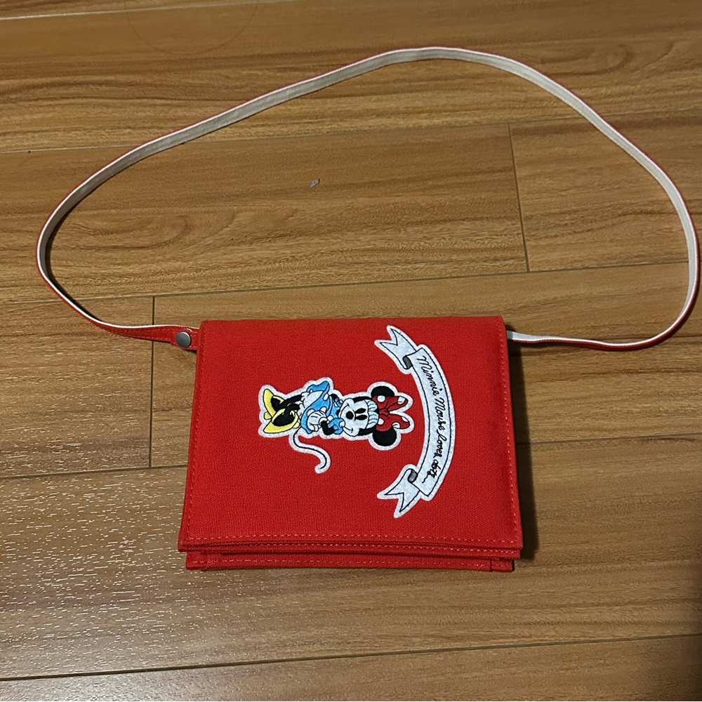 Disney Uniqlo Olympia Le-Tan Minnie Mouse Loves Dots Shoulder Bag Disney
